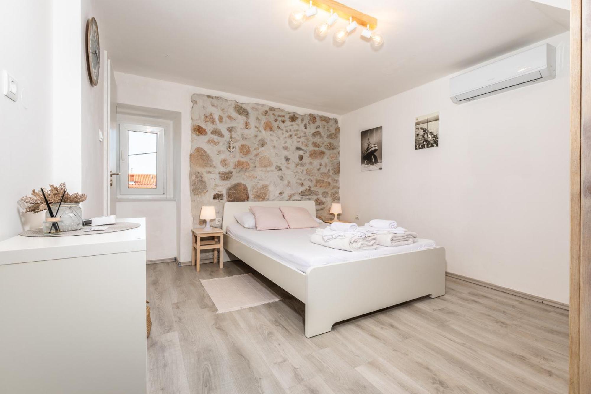 Guest House Otto Punat Exterior photo