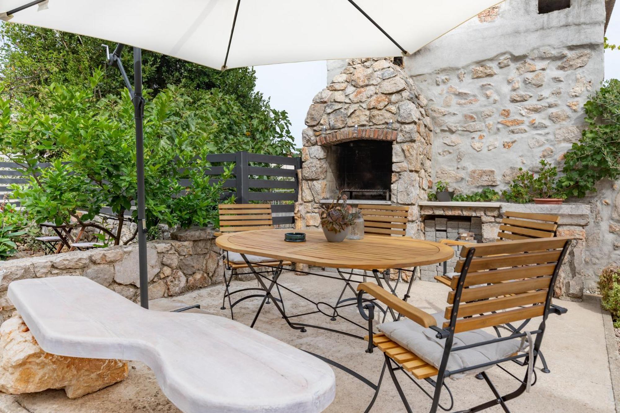 Guest House Otto Punat Exterior photo